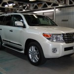 トヨタ ランドクルーザー(200系)が入庫しました。
