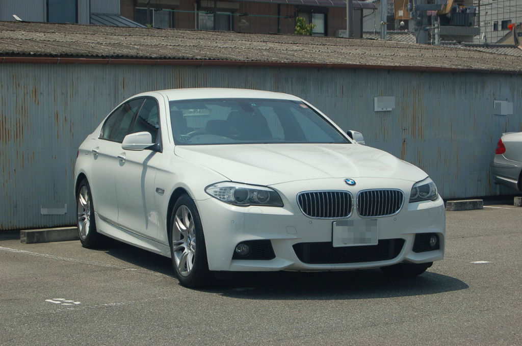 BMW　５シリーズ（F10)が入庫しました。
