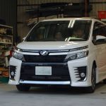 トヨタ VOXY(80系)が入庫しました。